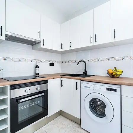 Renovated Townhouse - Rooftop, Garden & Stunning Views * Alicante